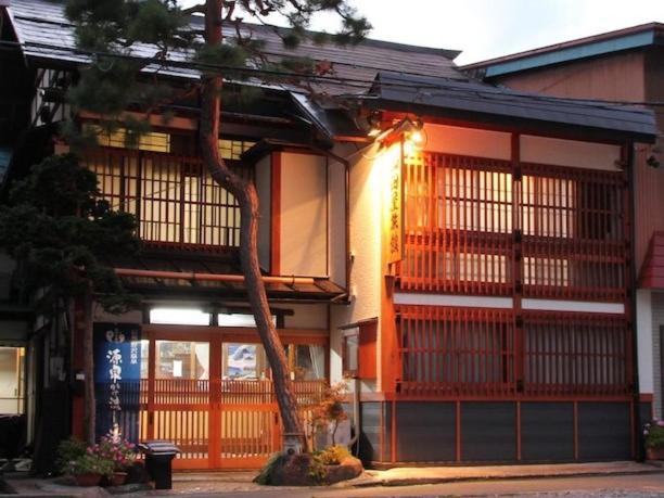 Yamadaya Ryokan Нодзава-Онсен Екстер'єр фото