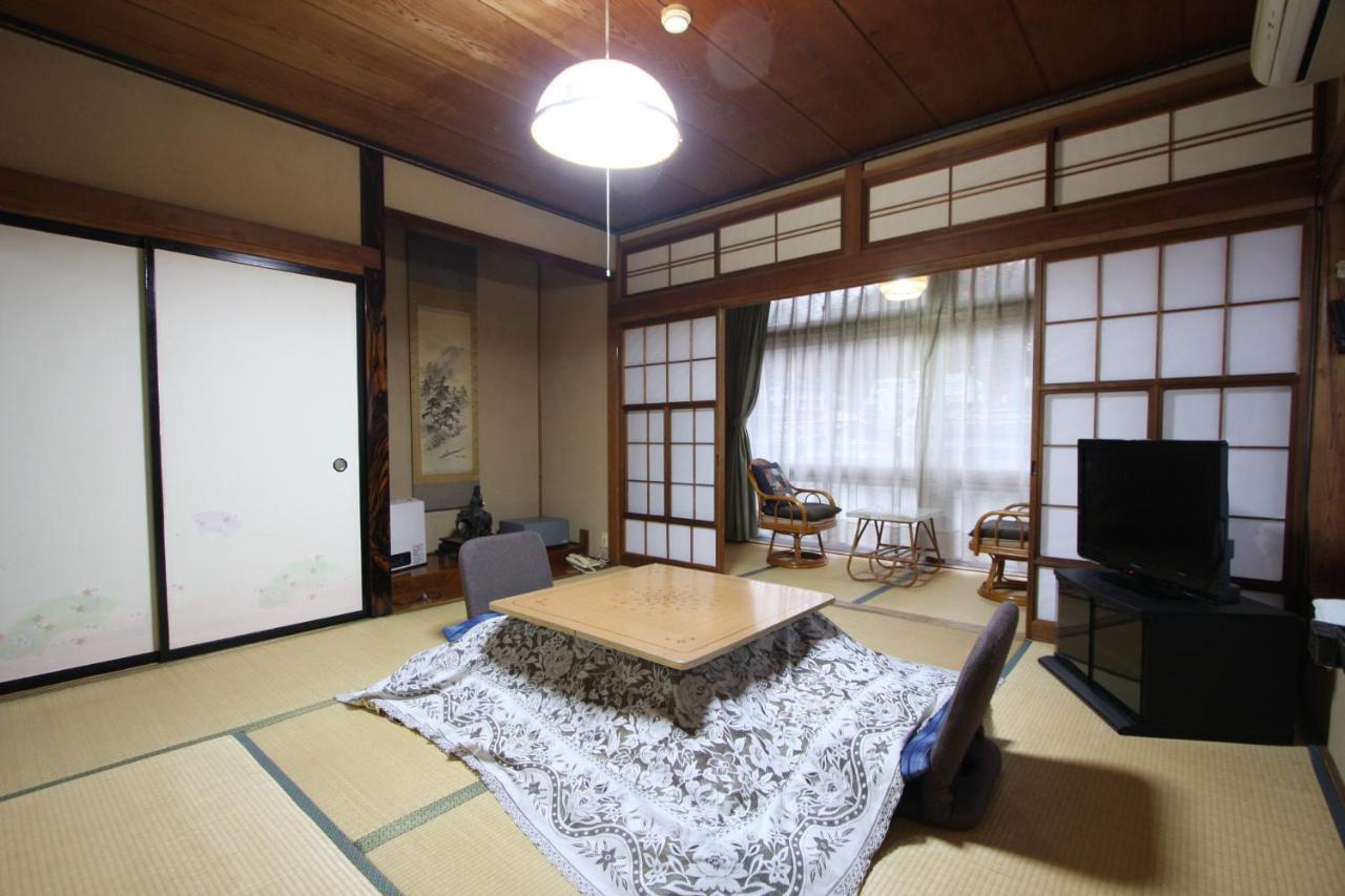 Yamadaya Ryokan Нодзава-Онсен Екстер'єр фото